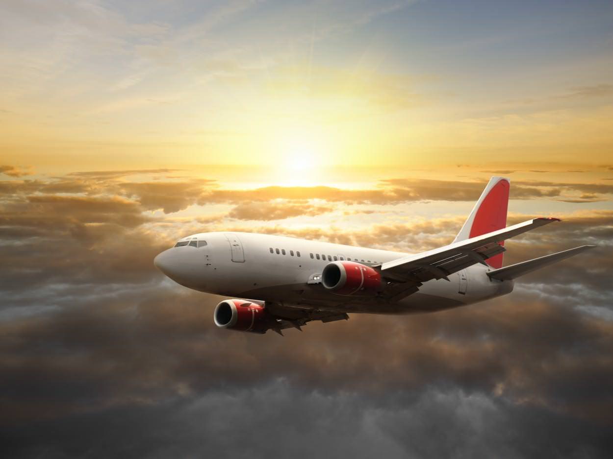 Big-aircraft-at-sunset